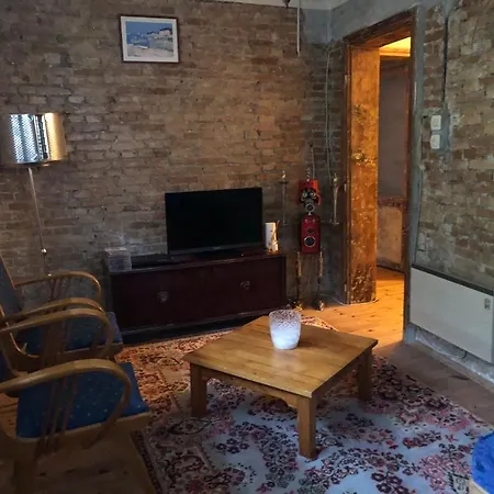 Merkez Muhtesem Konum Giris Kat Apartment Antalya